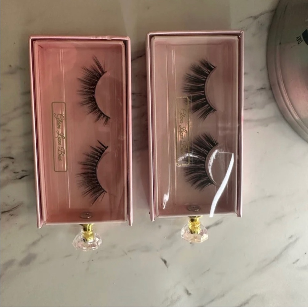 2 - Glam Lashes